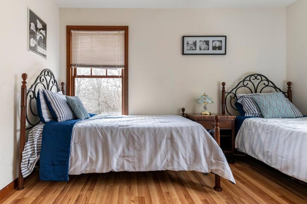 Cheerful Pocono Home Away From Home Albrightsville Εξωτερικό φωτογραφία