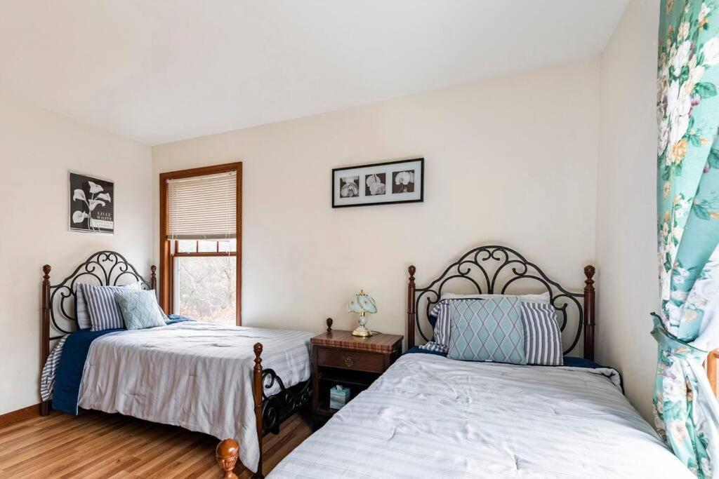 Cheerful Pocono Home Away From Home Albrightsville Εξωτερικό φωτογραφία
